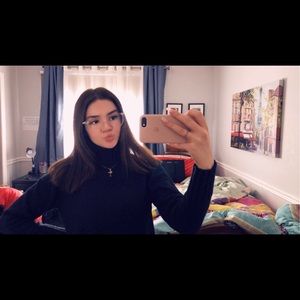 Meet your Posher, Veronica